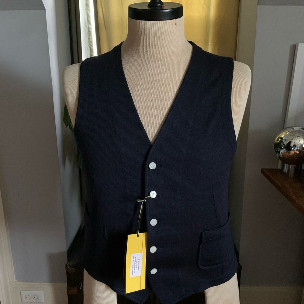 D by*Syoukei wool vest. Made in Japan